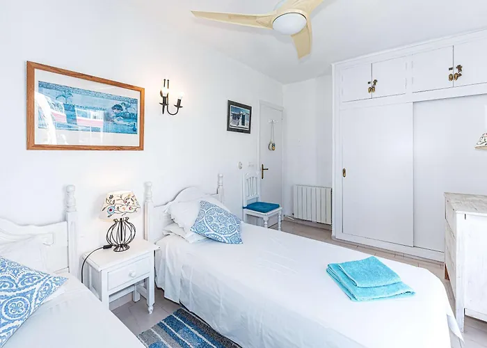 Limoneros 26 * Nerja