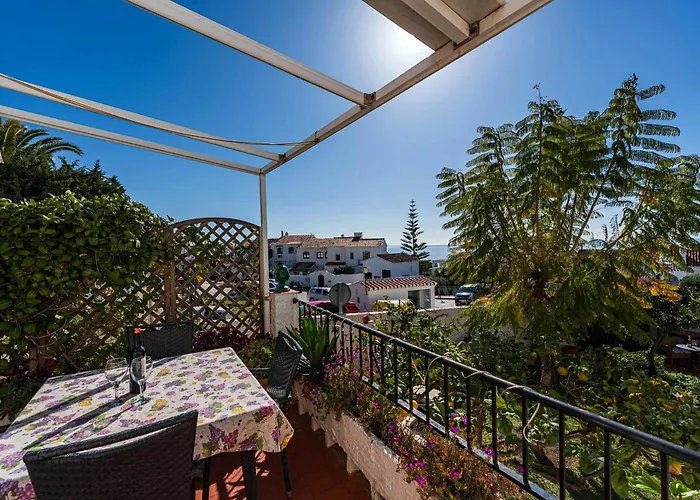 Limoneros 26 * Nerja